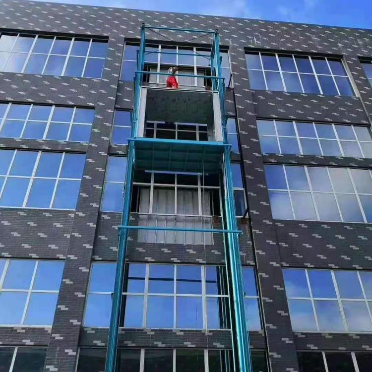 工業升降機